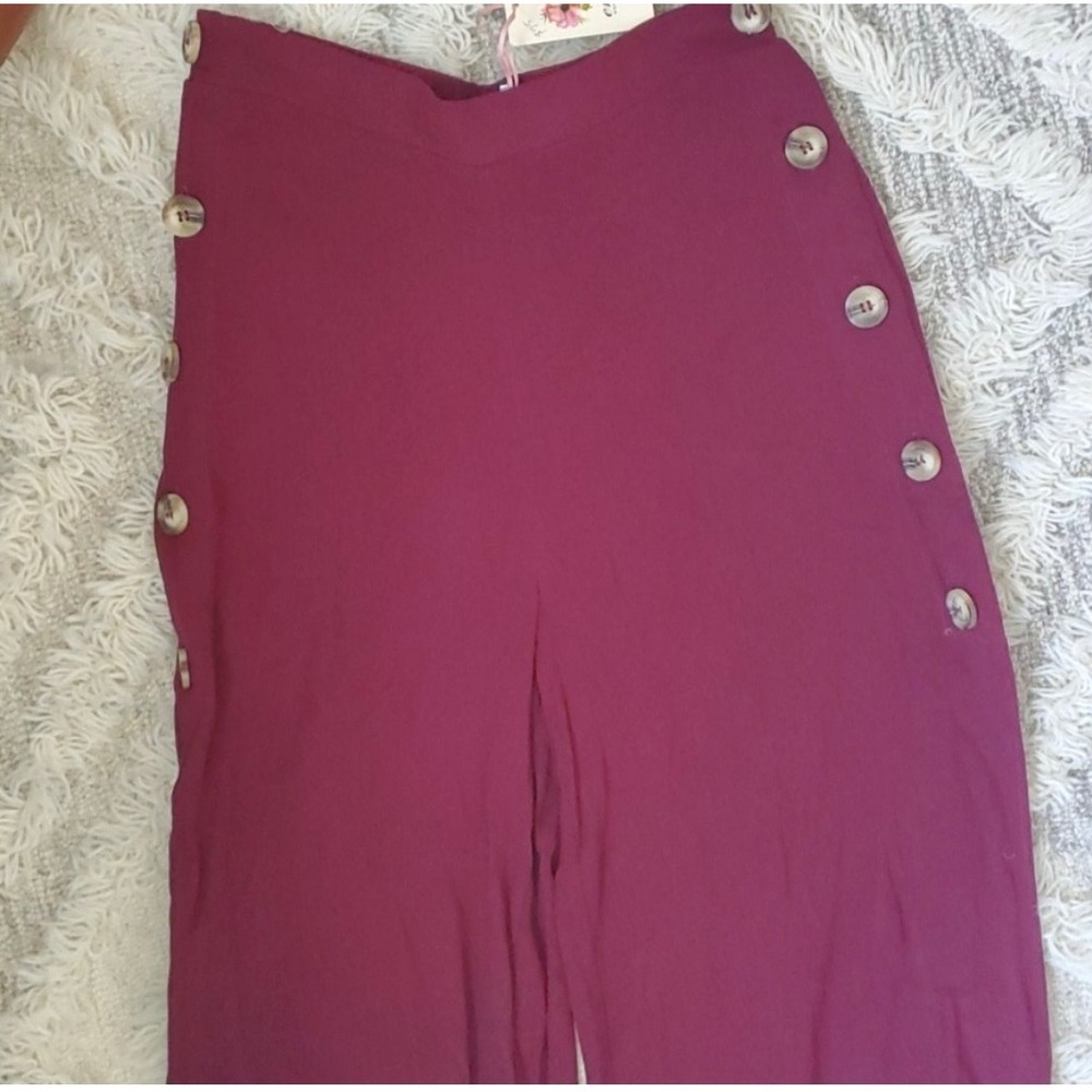 Entro Wide-Leg High-Waist Button Front Pants in Burgundy - Picture 5 of 8